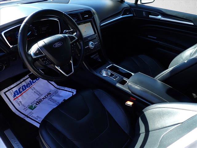 Used 2019 Ford Fusion Titanium AWD/4WD image 8