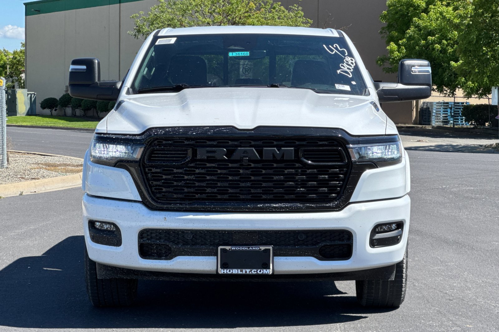 New 2026 RAM 1500 4x4 Crew Cab image 8