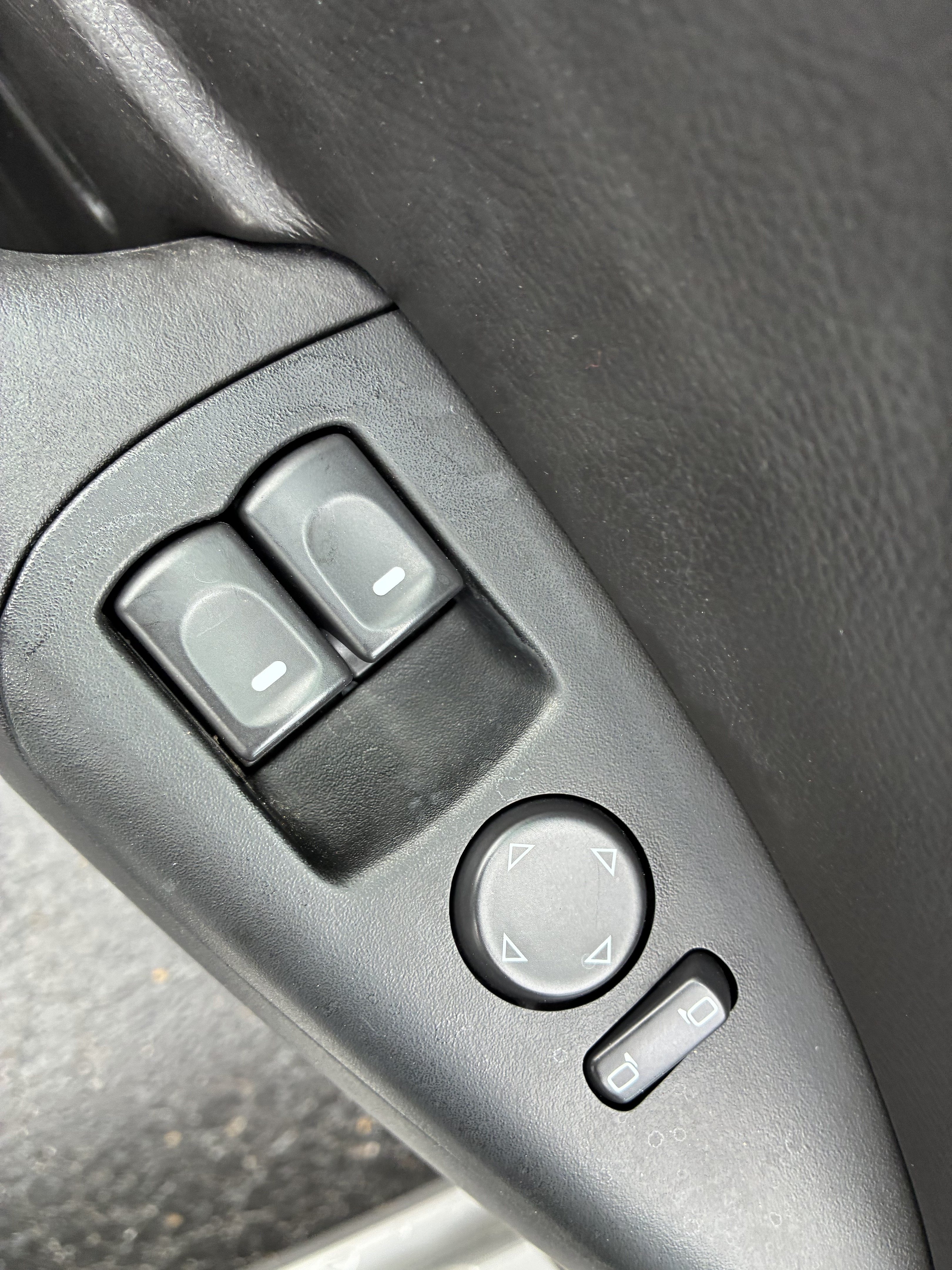 Used 2007 Chevrolet Corvette Convertible RWD image 18