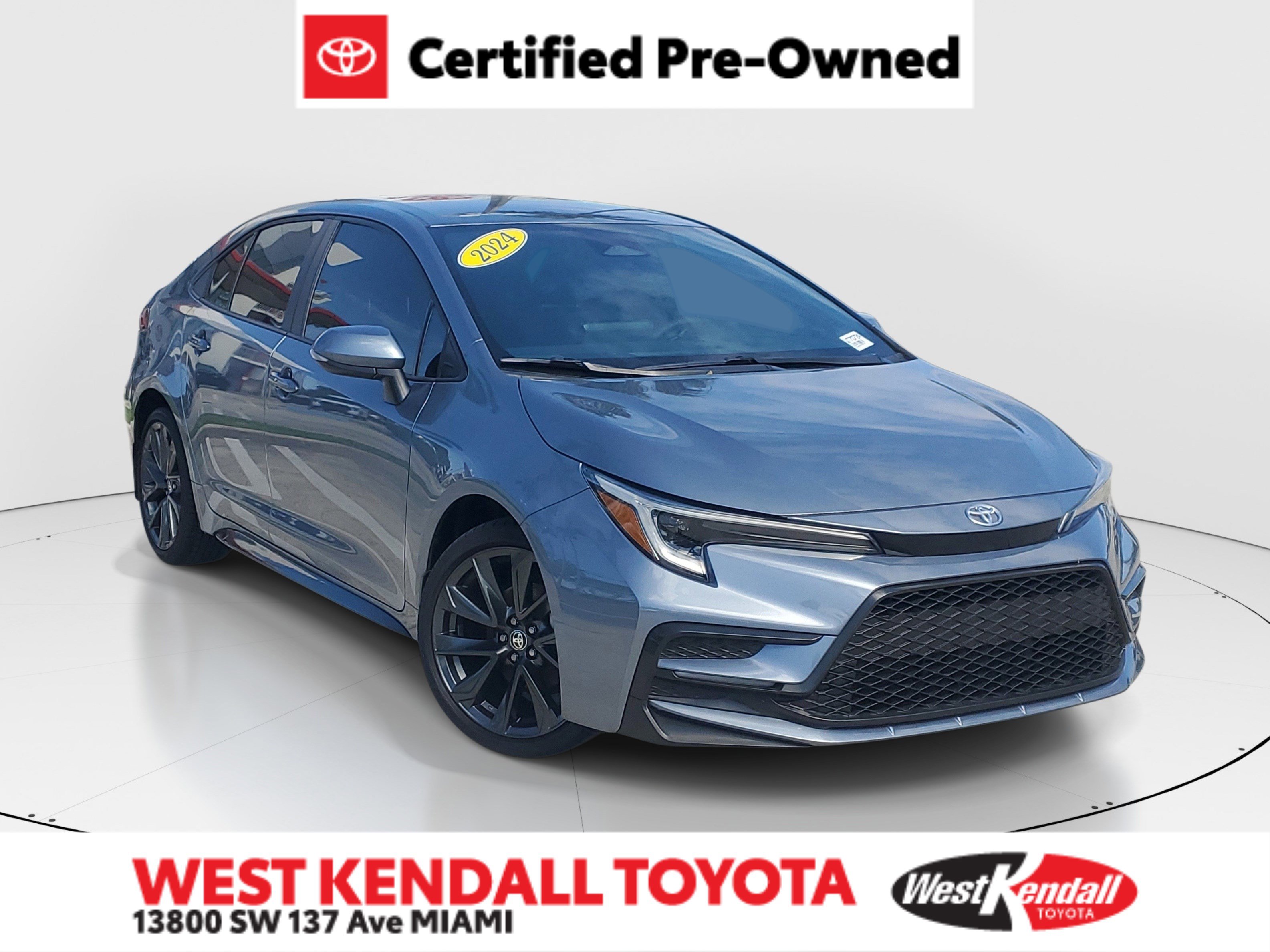 Certified 2024 Toyota Corolla SE FWD image 1