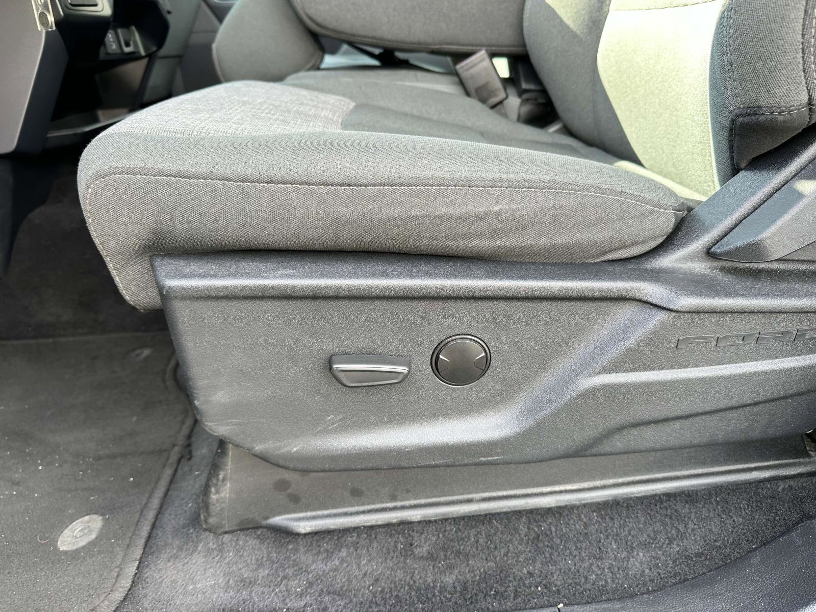 Used 2023 Ford F150 XLT image 11