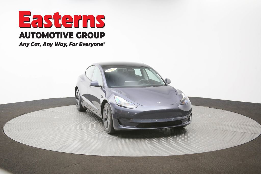 Used 2023 Tesla Model 3 Standard Range image 47