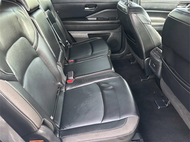 Used 2023 Nissan Pathfinder SL image 25