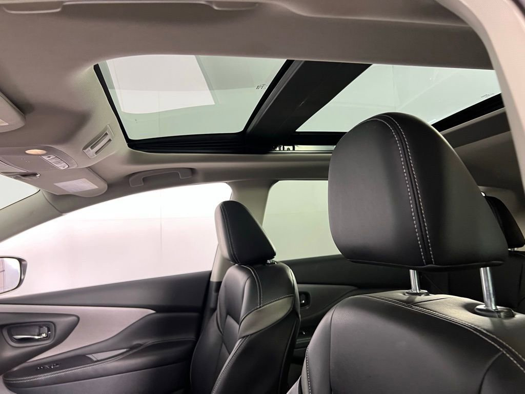 Used 2024 Nissan Murano SL image 25