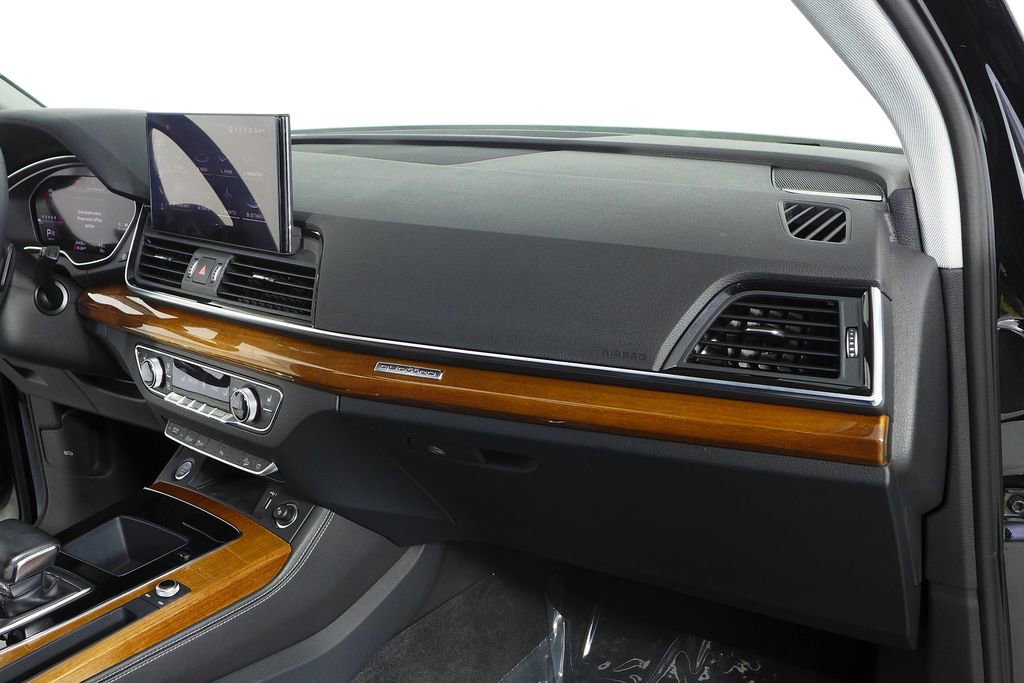 Used 2023 Audi Q5 2.0T Premium Plus w/ Premium Plus Package image 14