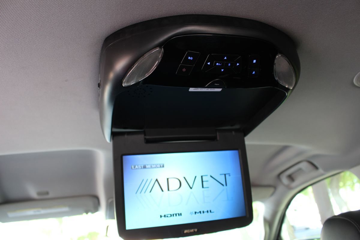 Used 2020 Chevrolet Suburban LT RWD image 41