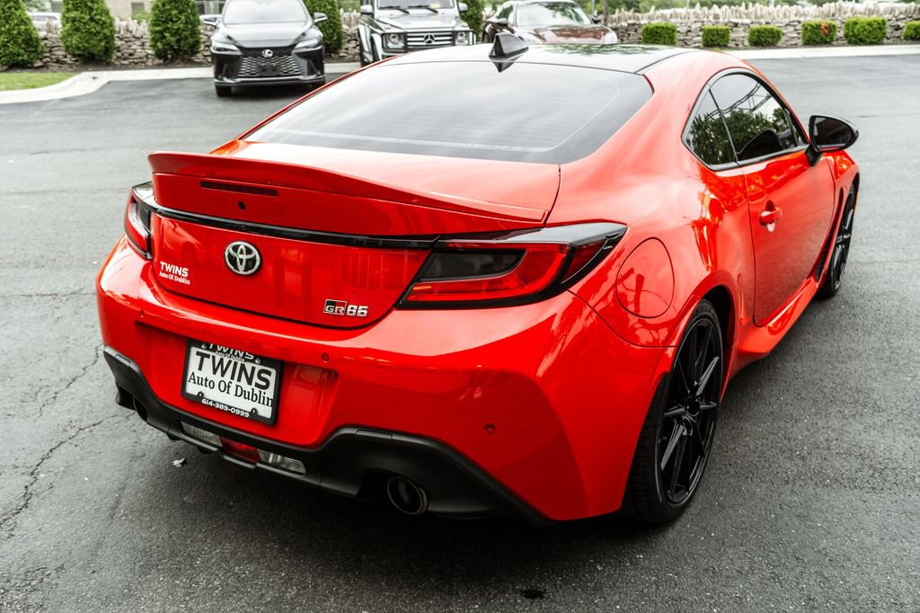 Used 2023 Toyota GR86 Premium RWD image 32