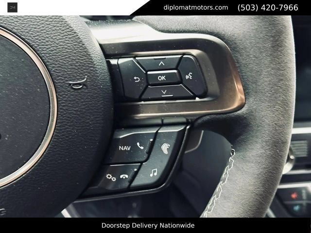 Used 2022 Ford Mustang Shelby GT500 w/ Technology Package RWD image 27