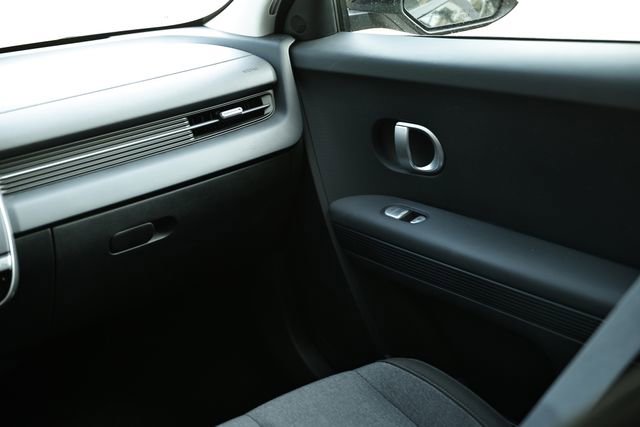 Used 2023 Hyundai Ioniq 5 SE w/ Cargo Package image 27