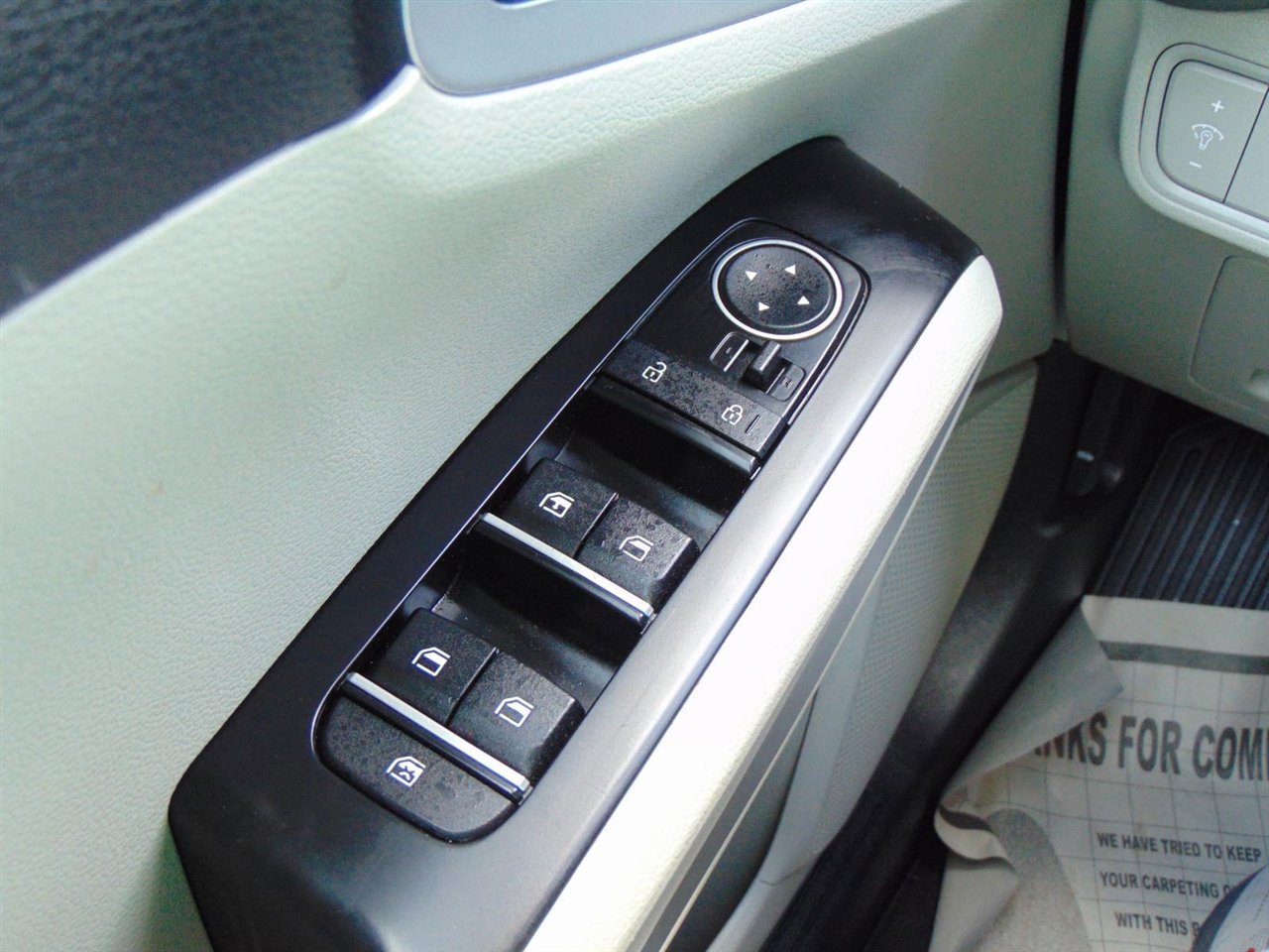 Used 2022 Kia Soul LX image 32