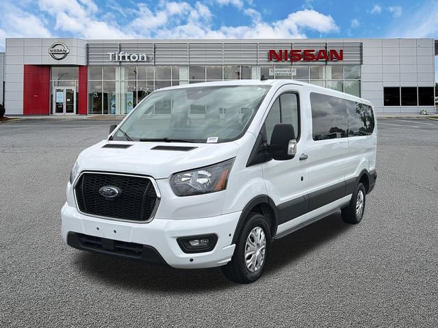 Used 2024 Ford Transit 350 XLT RWD image 3
