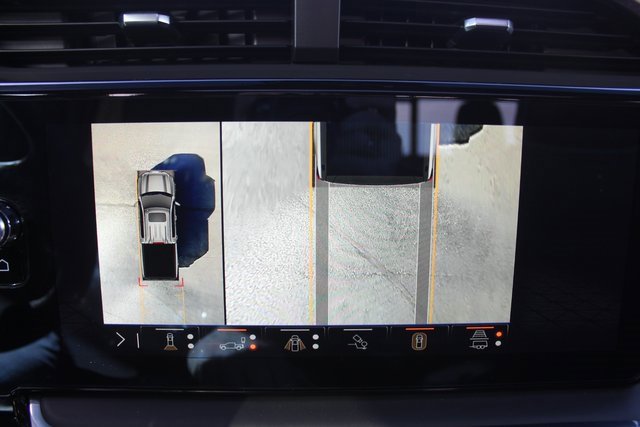 Used 2024 GMC Sierra 1500 Denali Ultimate image 35