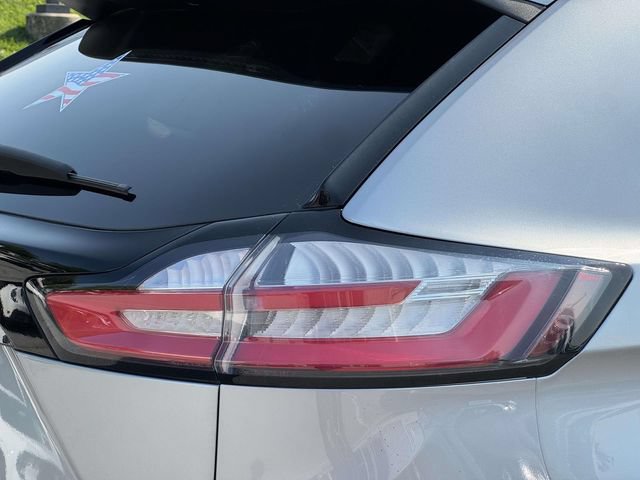 Used 2023 Ford Edge SEL AWD/4WD image 9