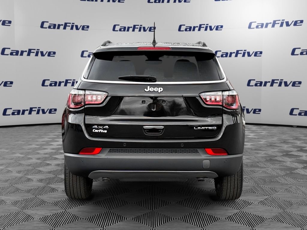 Used 2024 Jeep Compass Limited w/ Sun and Sound Group AWD/4WD image 4