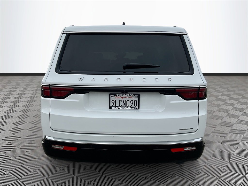 Used 2024 Jeep Wagoneer Series II w/ Flexible Seating Group image 6