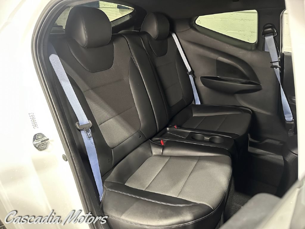 Used 2022 Hyundai Veloster N FWD image 11