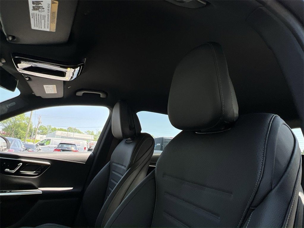 Certified 2025 Mercedes-Benz GLC 300 4MATIC image 22