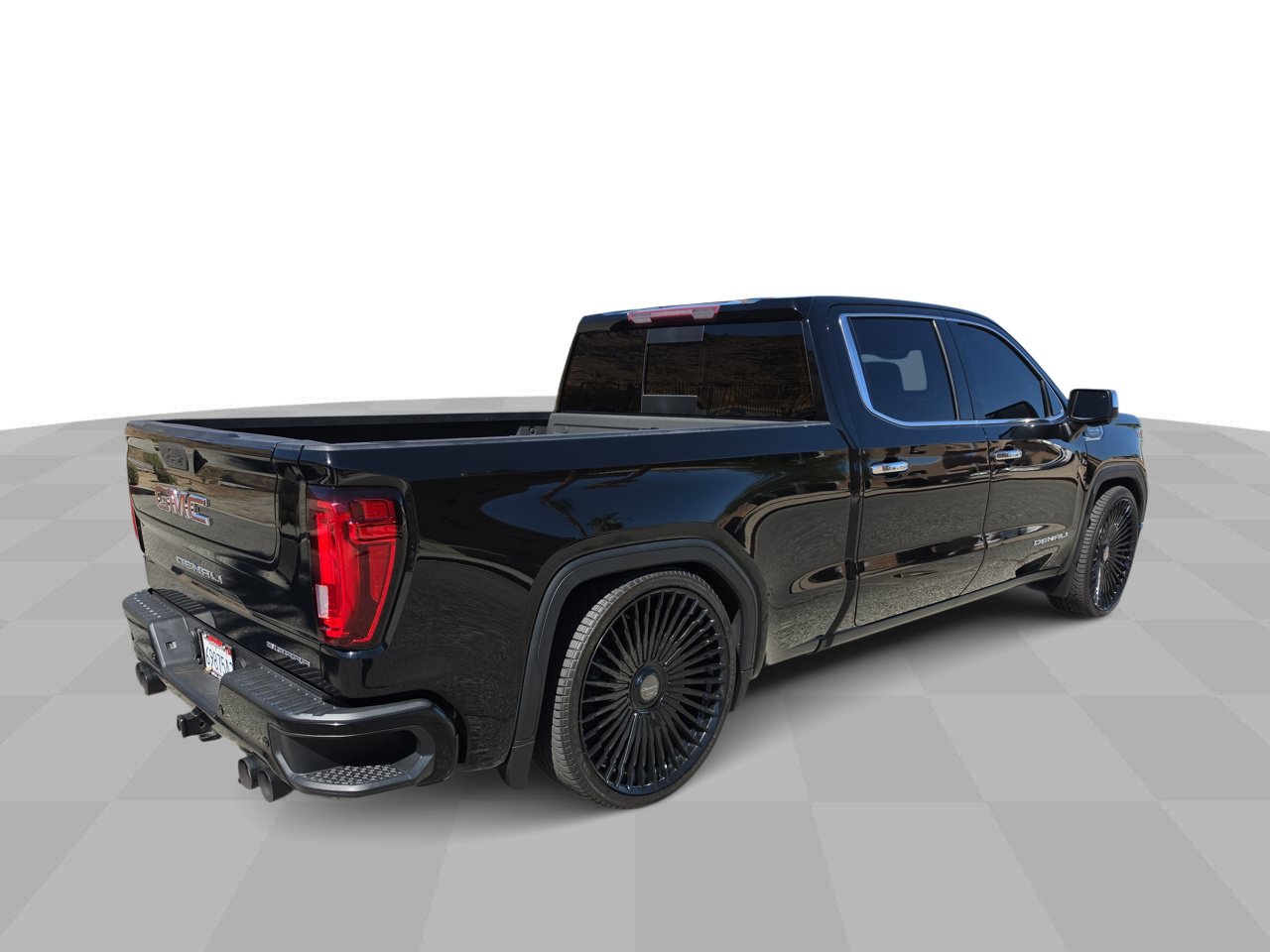 Used 2020 GMC Sierra 1500 Denali RWD image 8