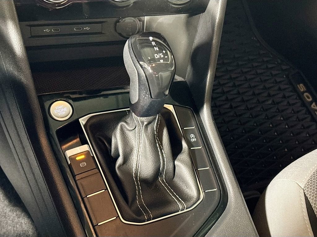 Certified 2023 Volkswagen Taos S image 18