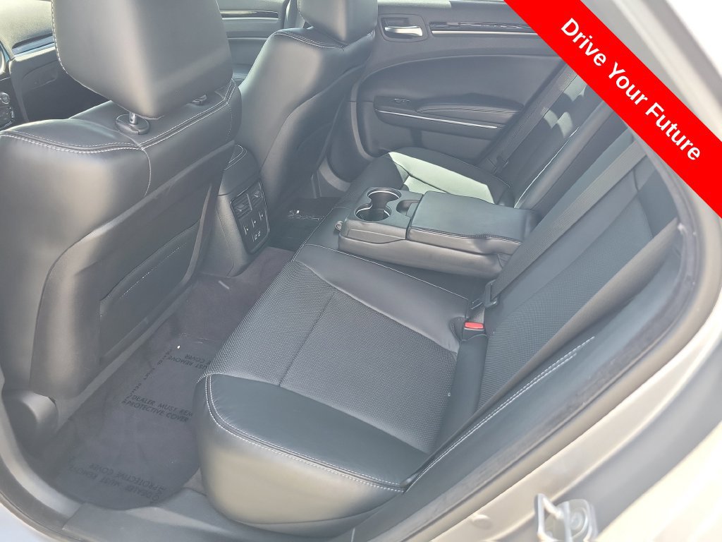 Used 2017 Chrysler 300 S w/ 300S Premium Group 2 RWD image 27