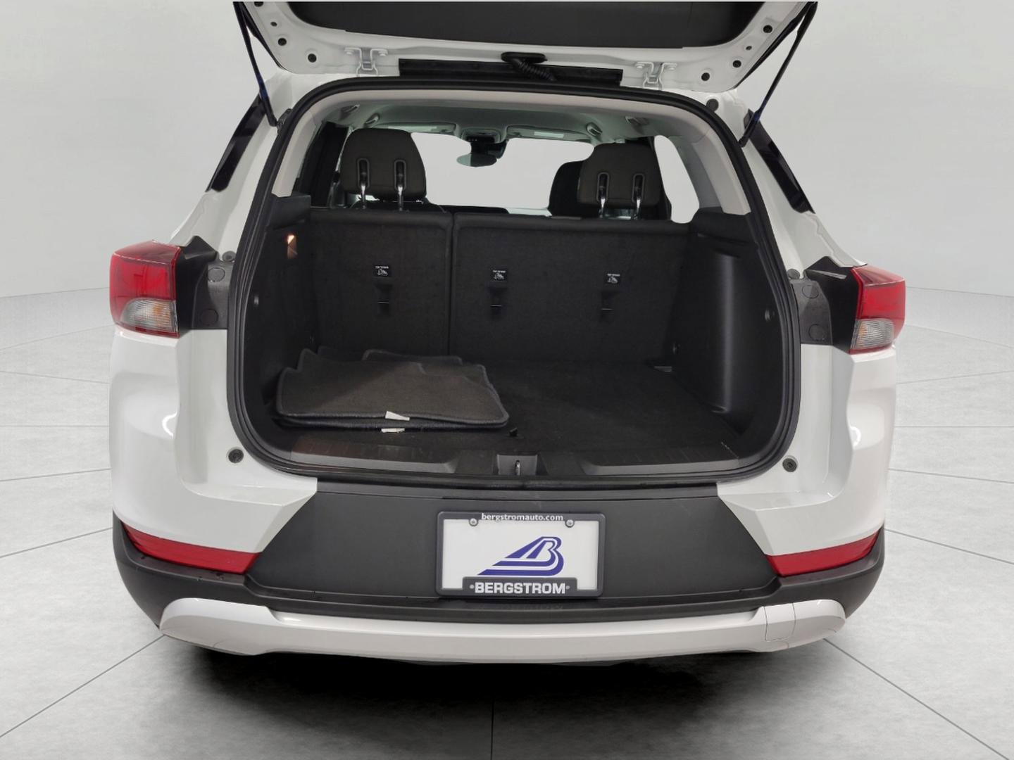 Used 2025 Chevrolet TrailBlazer LT image 15