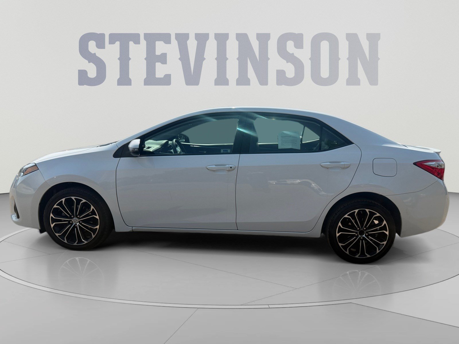 Used 2016 Toyota Corolla S FWD image 2