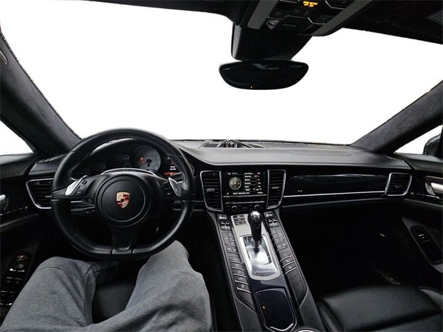 Used 2014 Porsche Panamera 4S Executive image 12