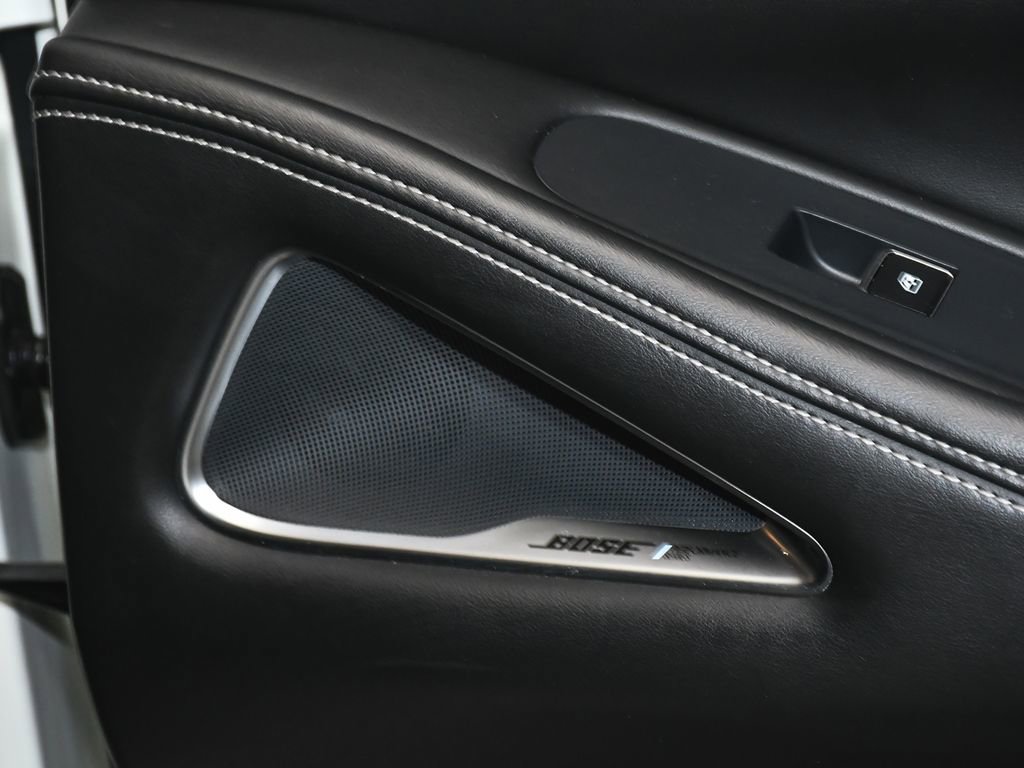 Used 2022 INFINITI QX60 Luxe w/ Performance Audio Package image 18