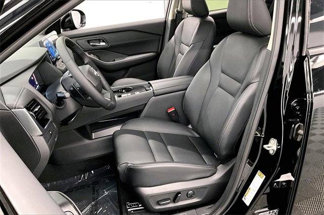 New 2025 Nissan Rogue SL image 9