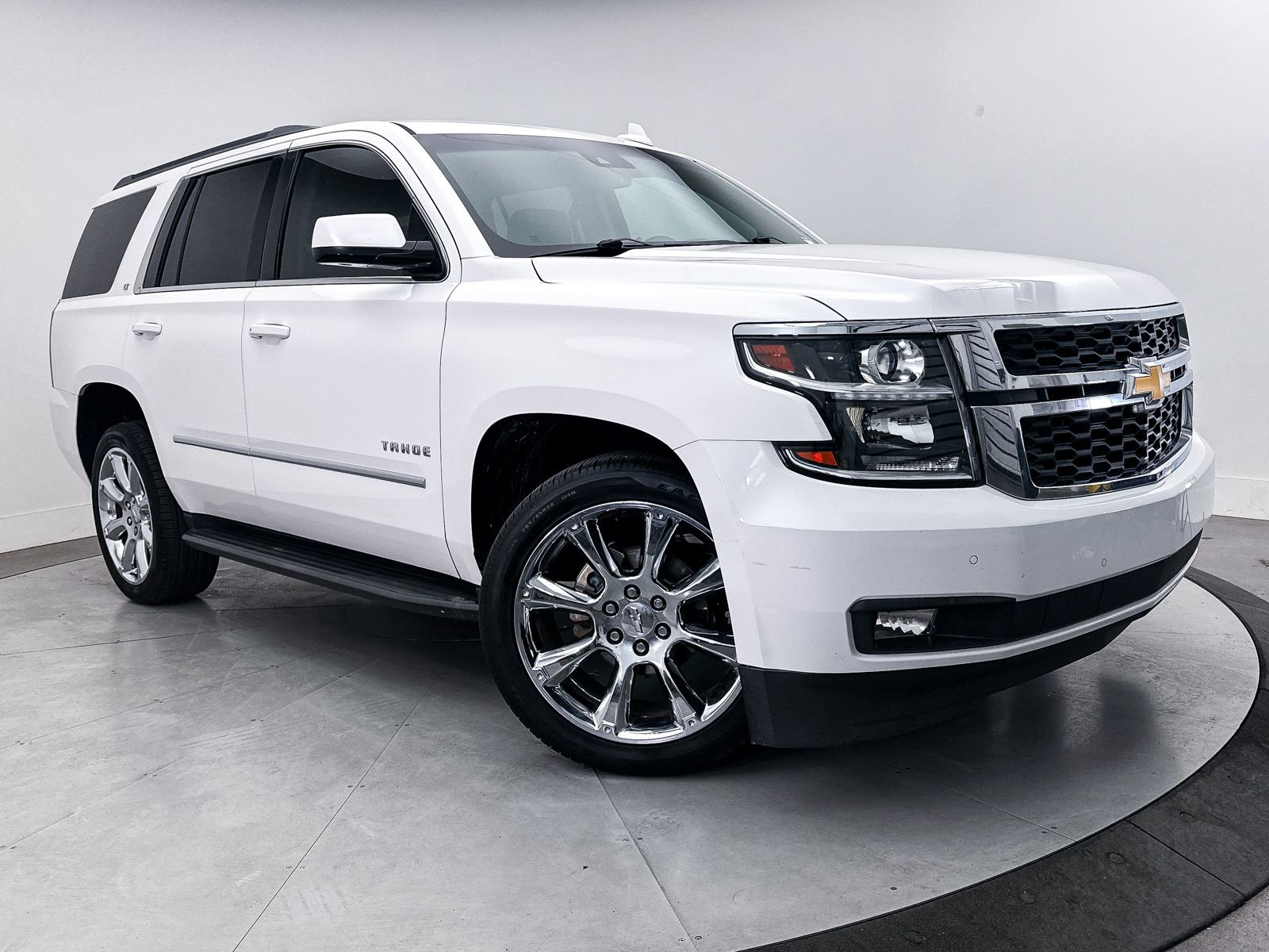 Used 2015 Chevrolet Tahoe LT w/ Luxury Package RWD image 1