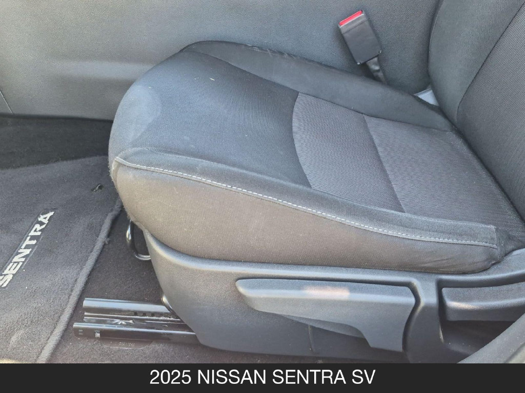 Certified 2025 Nissan Sentra SV FWD image 15