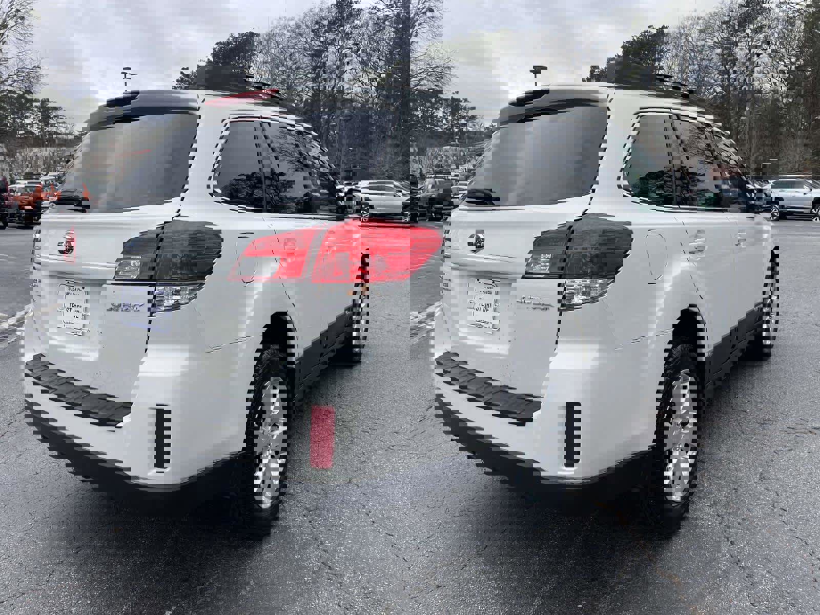 Used 2011 Subaru Outback 2.5i Premium image 5