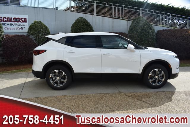 New 2026 Chevrolet Blazer LT w/ LPO, Floor Liner Package FWD image 11