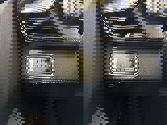 New 2026 Buick Enclave Preferred w/ LPO, Floor Liner Package image 19