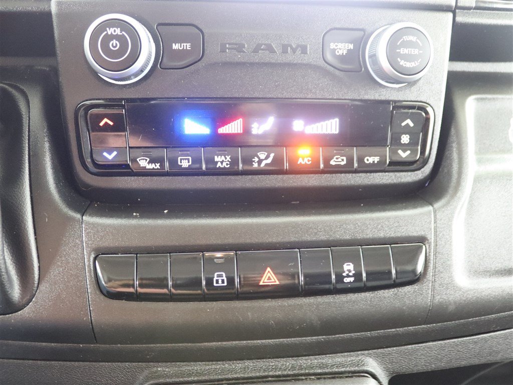 Used 2025 RAM ProMaster 2500 w/ Convenience Group FWD image 34