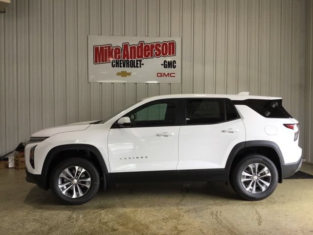 New 2026 Chevrolet Equinox LT w/ Convenience Package II AWD/4WD image 2