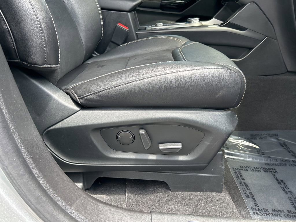 Used 2023 Ford Explorer ST image 37