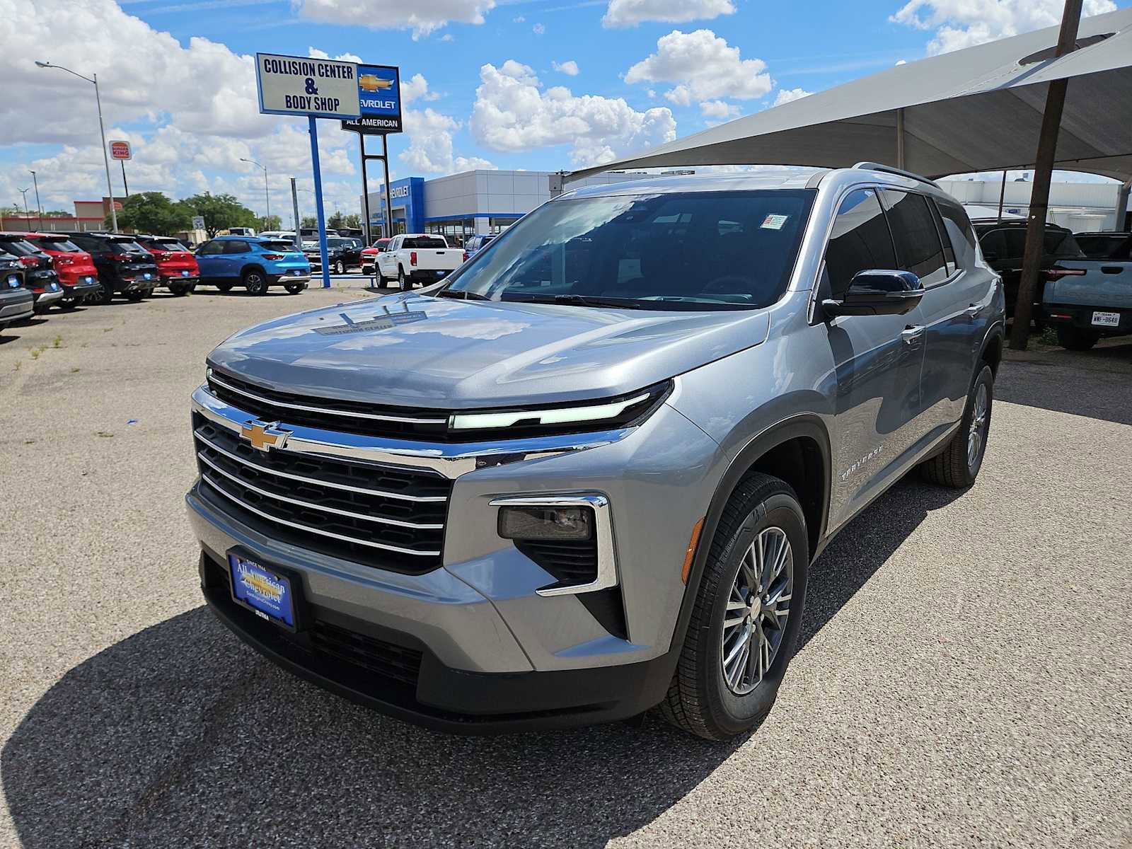 New 2026 Chevrolet Traverse LT w/ Driver Confidence Package image 4