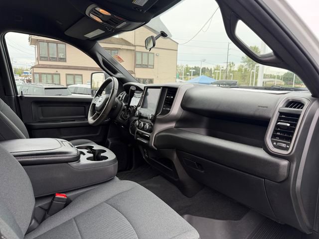 Used 2024 RAM 3500 Tradesman w/ Chrome Appearance Group AWD/4WD image 40
