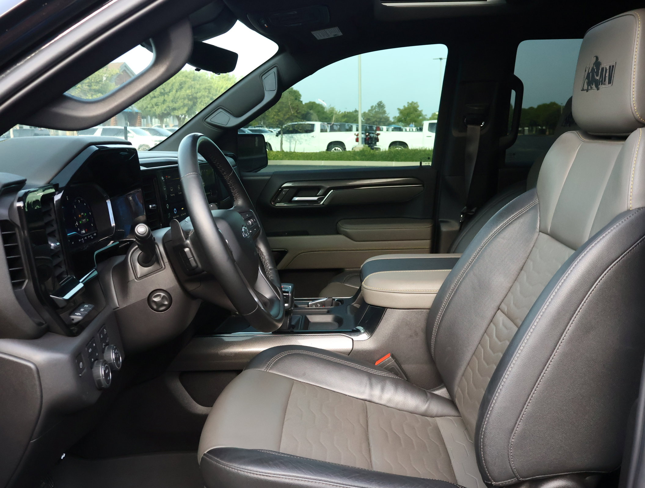Used 2023 Chevrolet Silverado 1500 ZR2 w/ ZR2 Bison Edition AWD/4WD image 13