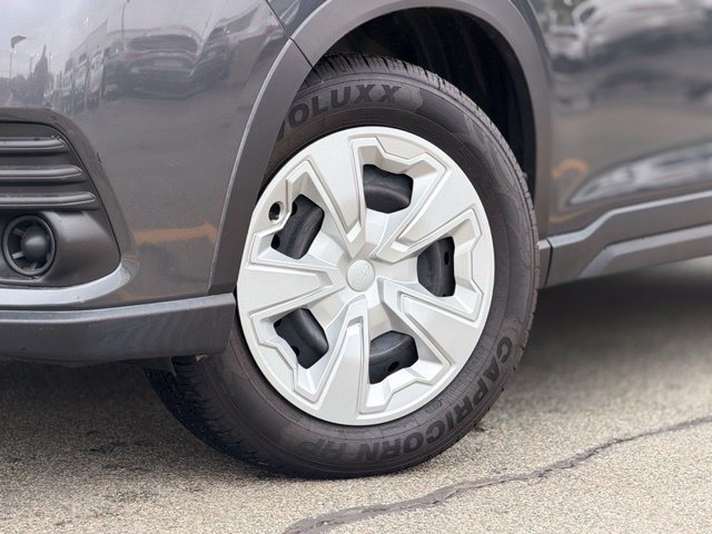 Used 2023 Subaru Forester AWD/4WD image 2