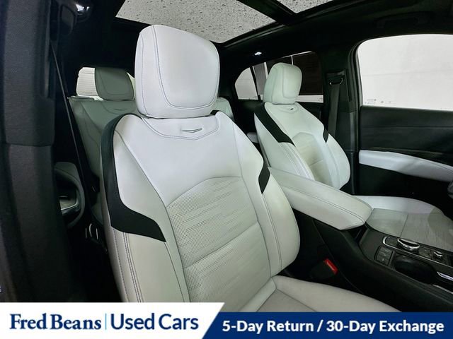 Used 2024 Cadillac XT4 Sport image 31