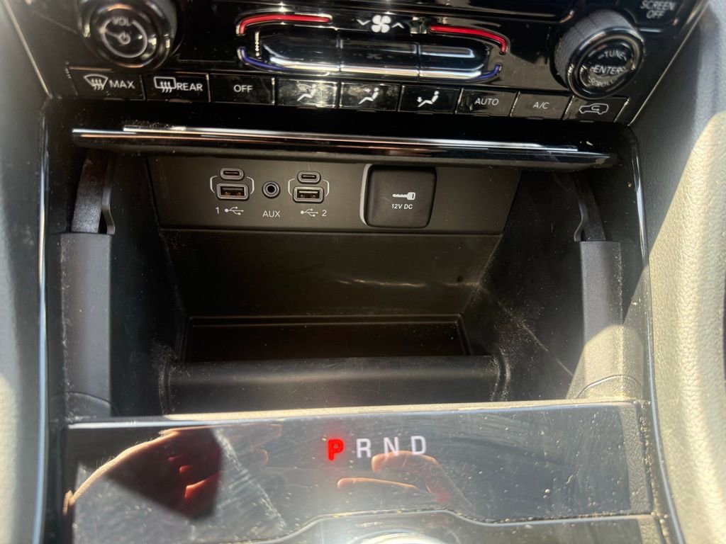 Used 2023 Jeep Grand Cherokee L Laredo AWD/4WD image 18