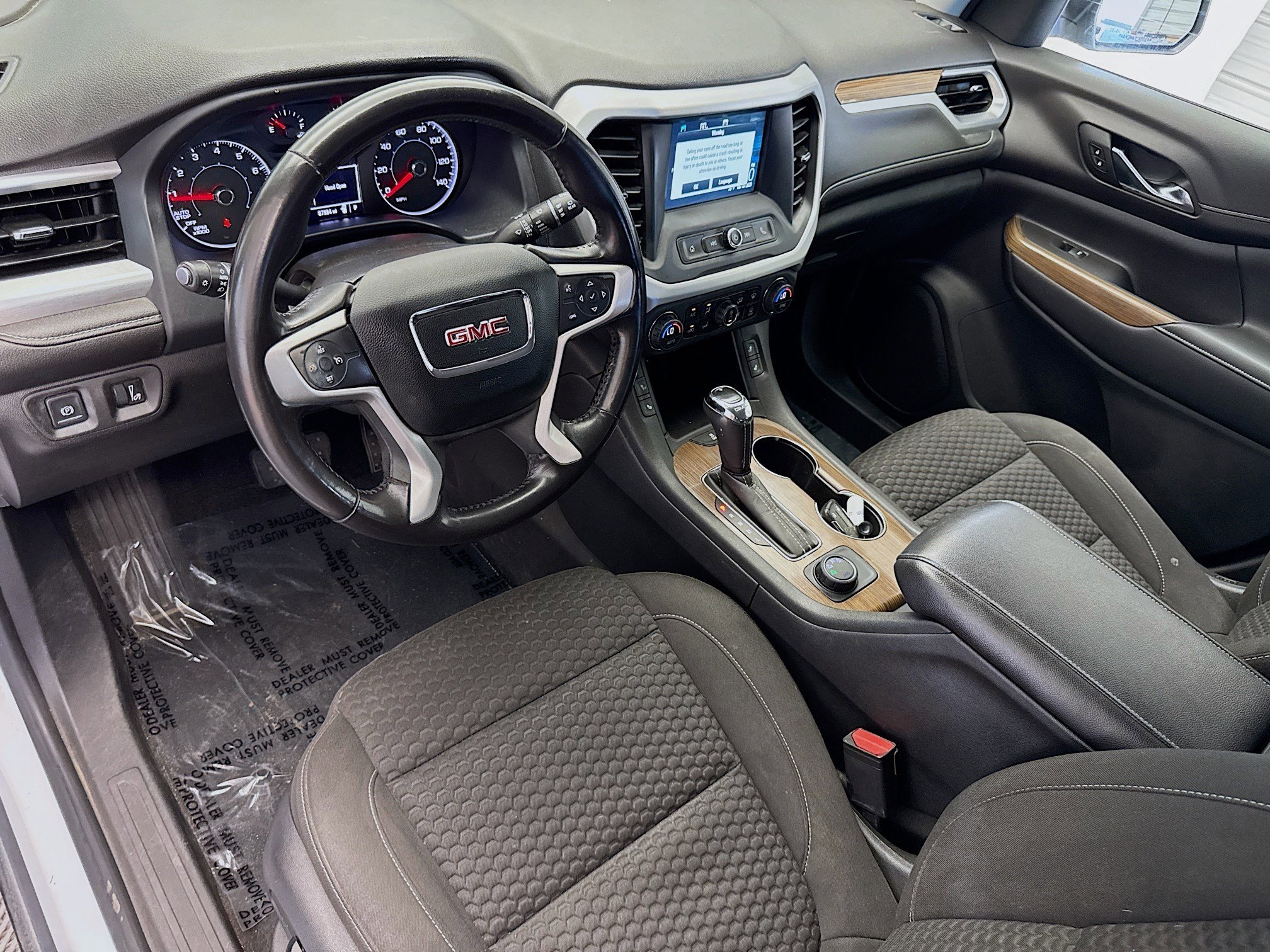 Used 2019 GMC Acadia SLE image 7