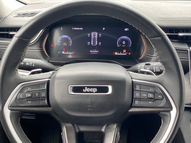 Used 2023 Jeep Grand Cherokee Limited AWD/4WD image 8