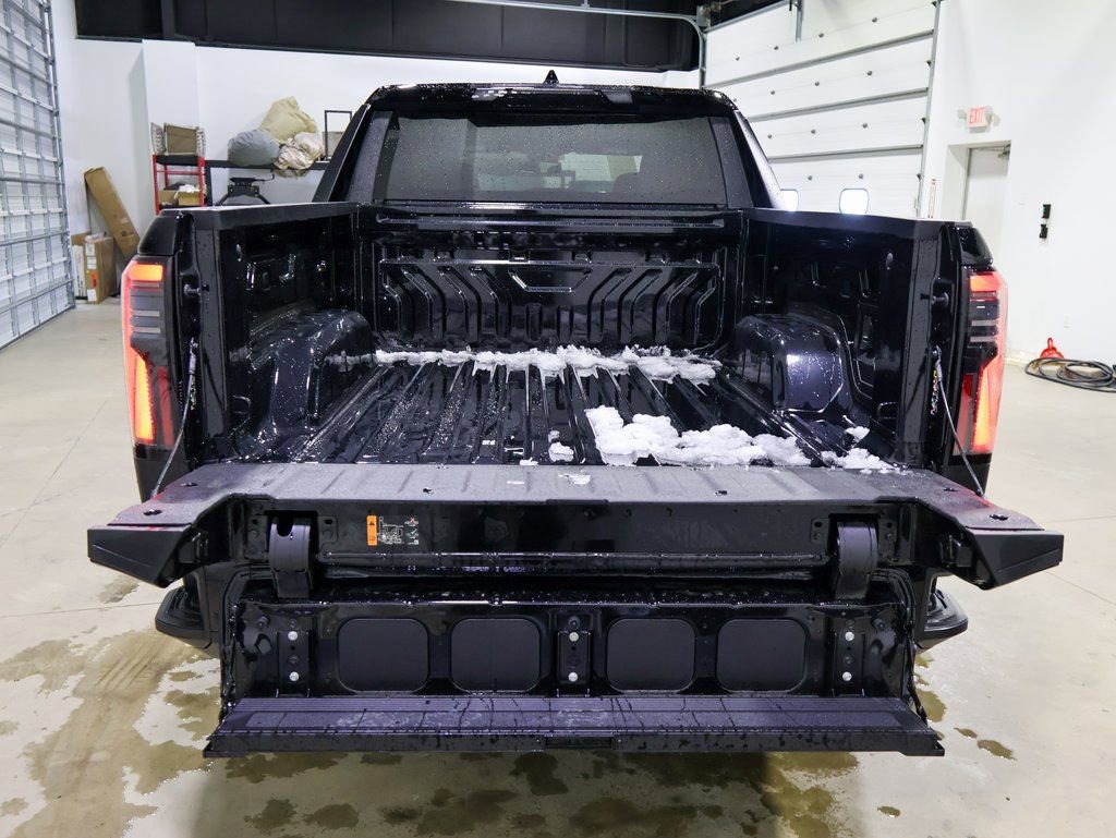 New 2026 GMC Sierra EV Elevation image 5