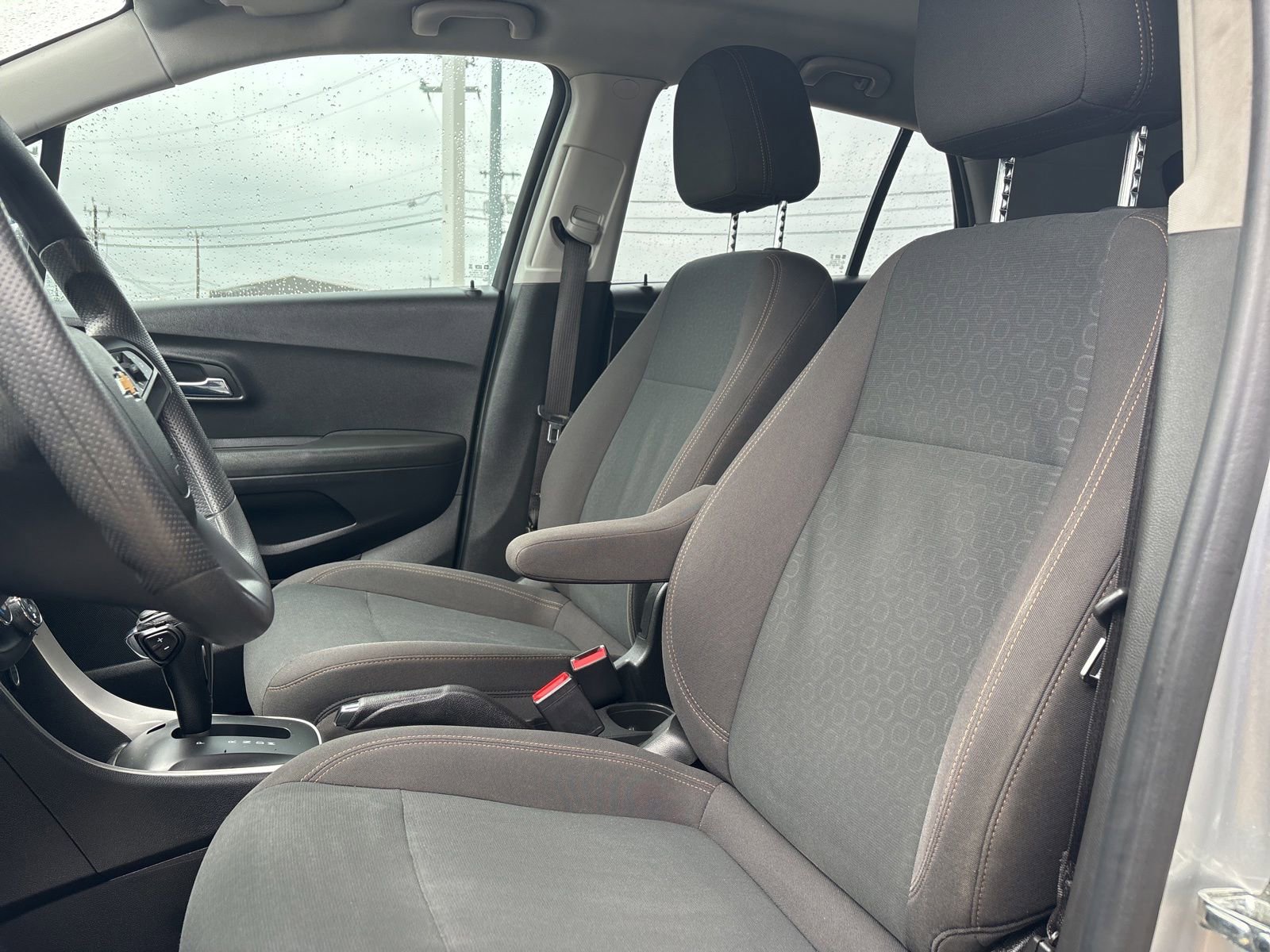 Used 2017 Chevrolet Trax LS FWD image 12