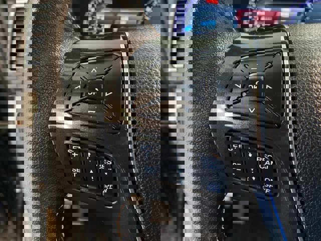 Used 2019 Ford Explorer Platinum image 21