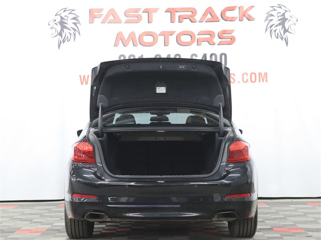 Used 2018 BMW 540i xDrive image 6