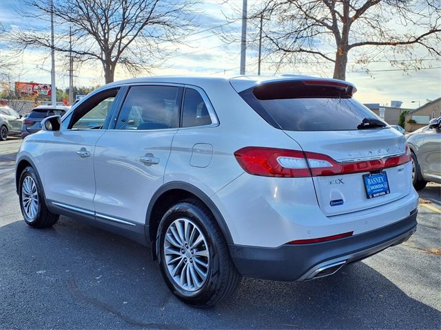 Used 2016 Lincoln MKX Select w/ Select Plus Package image 8